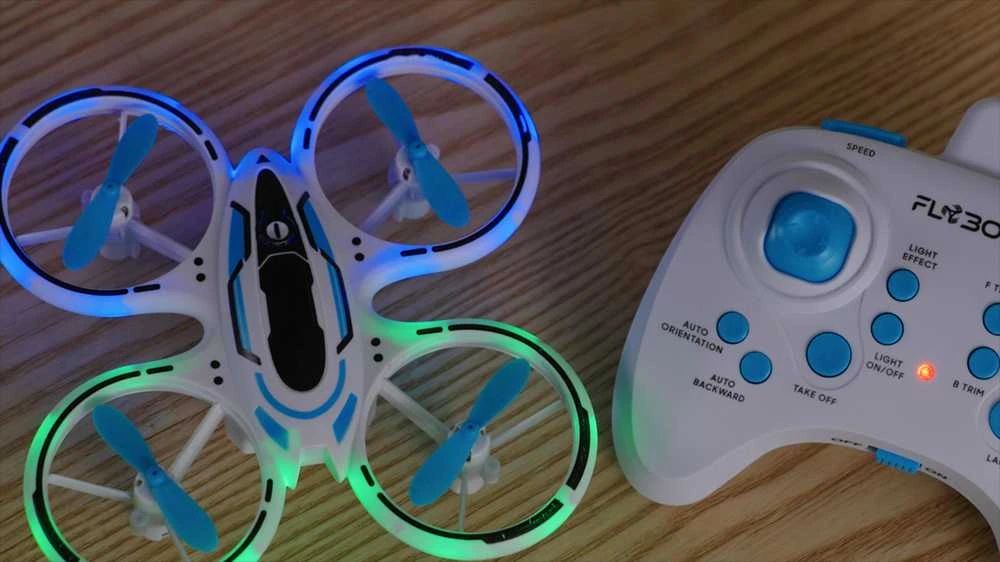 Silverlit FLYBOTIC Radijo bangomis valdomas dronas „Neon Stunt“