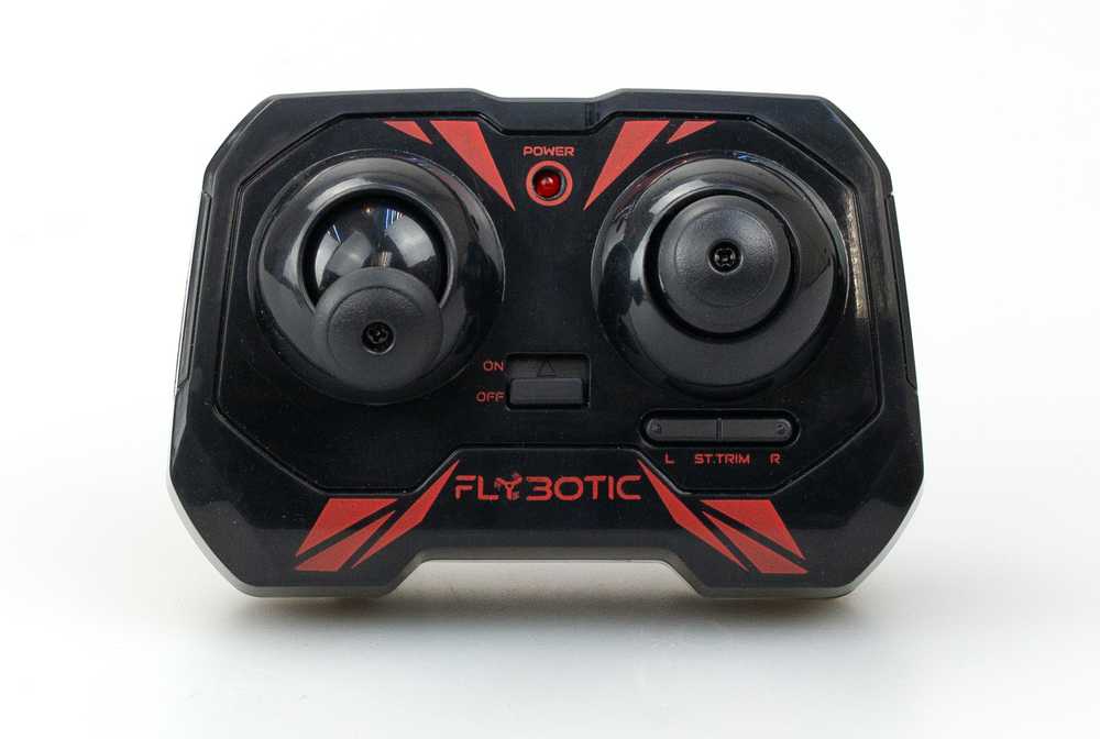 Radijo bangomis valdomas lėktuvas „X-Twin Loop“ FLYBOTIC, 29 cm
