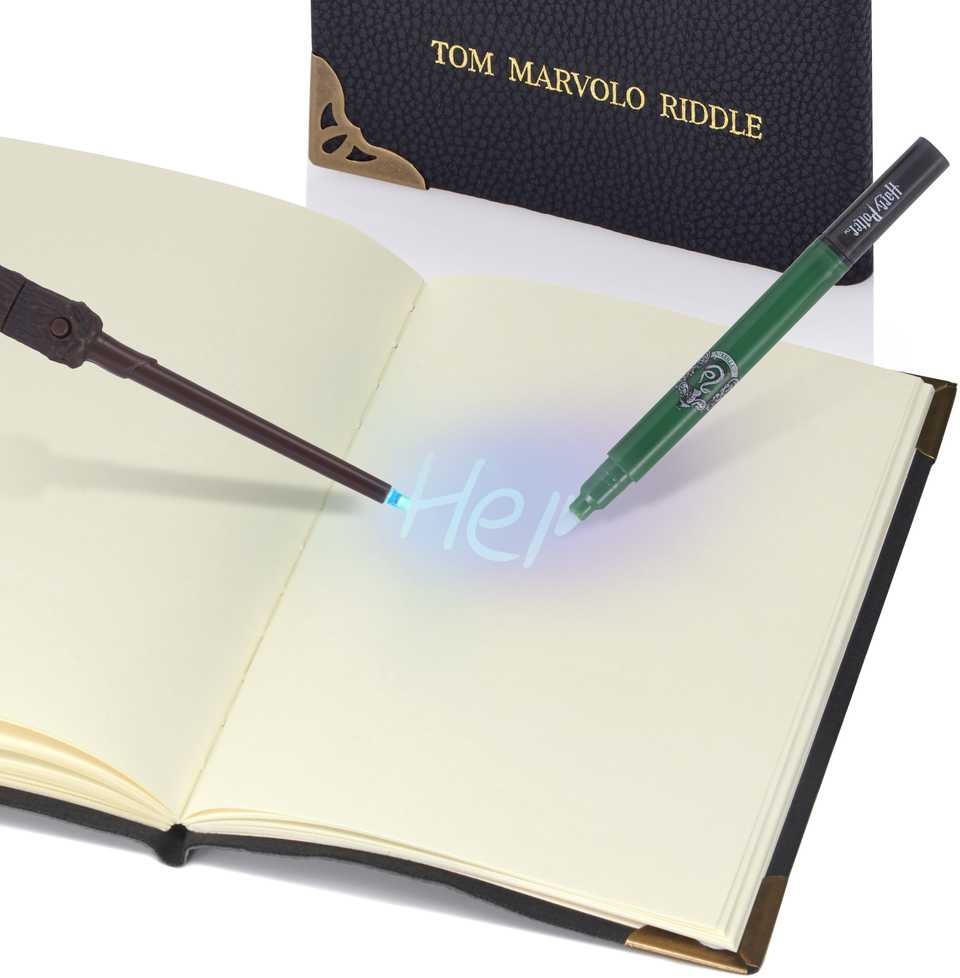 HARRY POTTER Tomo Ridlio dienoraštis, rašiklis ir žibintuvėlis