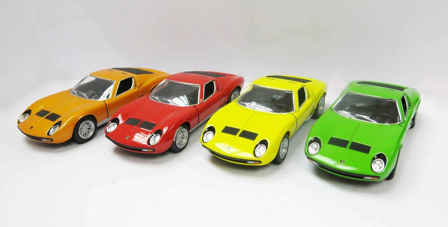 KINSMART Automobilis 1971 LAMBORGHINI MIURA, 1:38