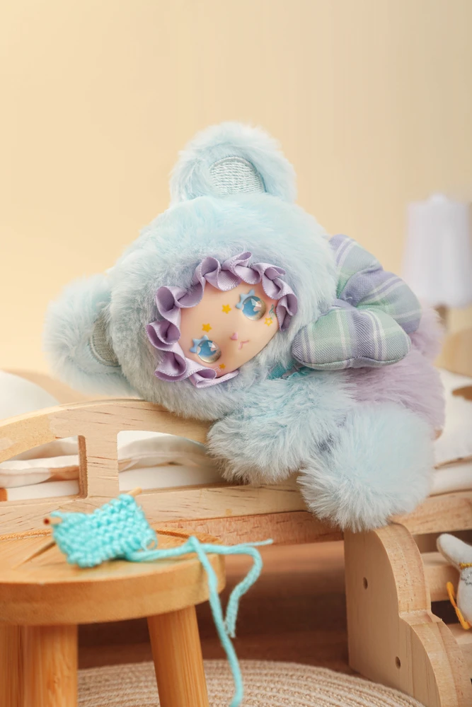 LUCKY EMMA LOVELY EMMA Pliušinis raktų pakabukas-siurprizas - Little Bear Adoption Guide