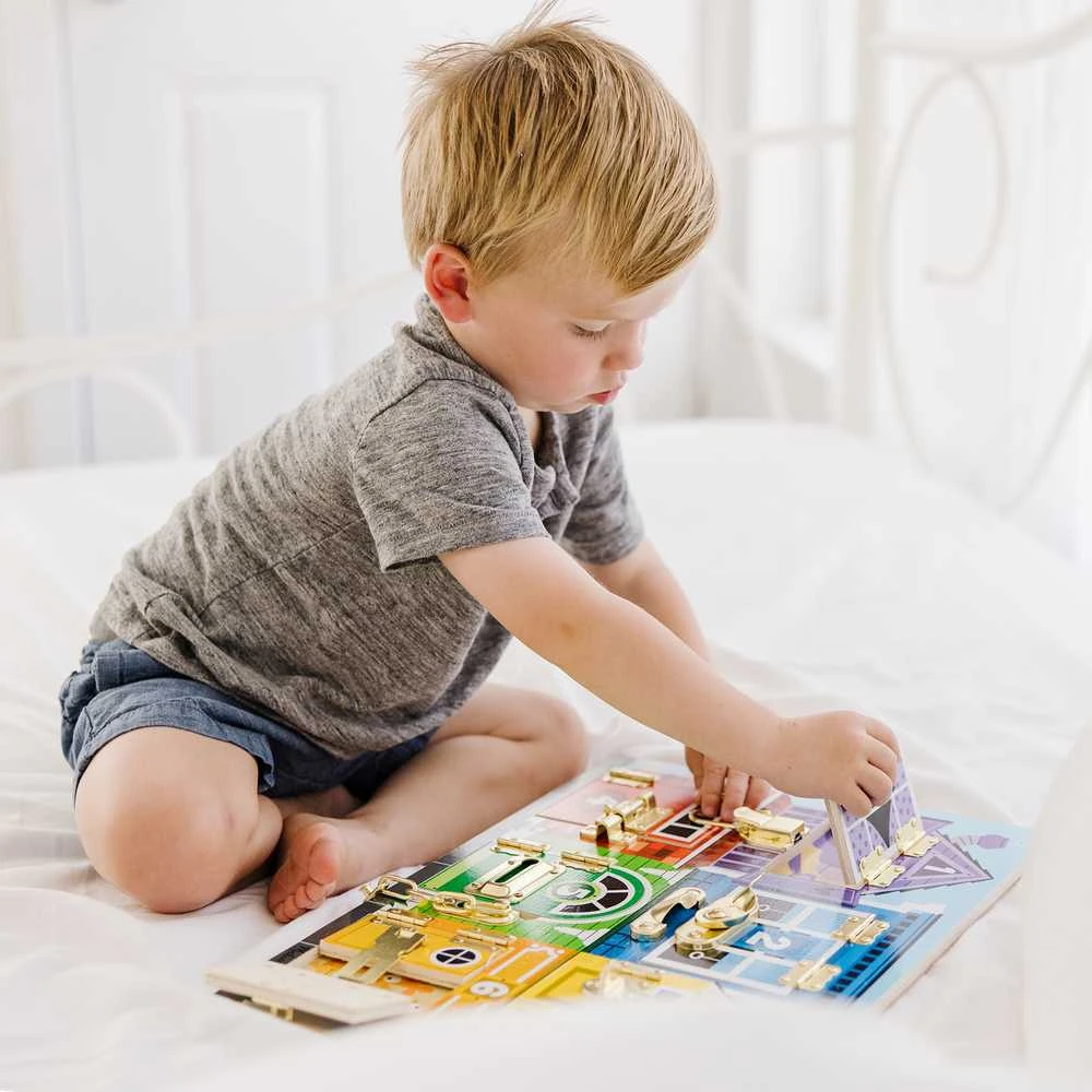 Dėlionė MELISSA & DOUG playset Latches Board