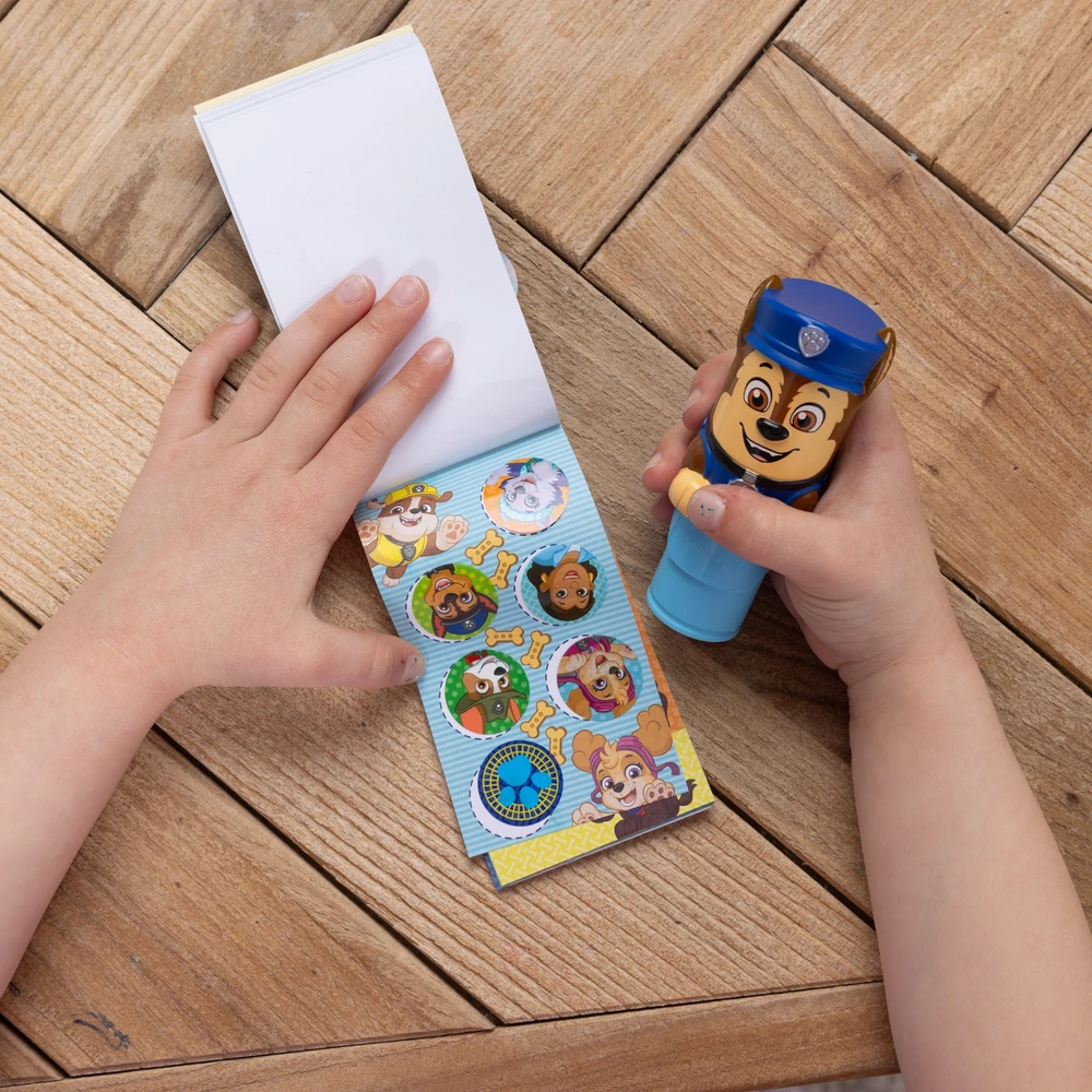 MELISSA & DOUG STICKER WOW! Lipdukai „Šunyčiai patruliai“