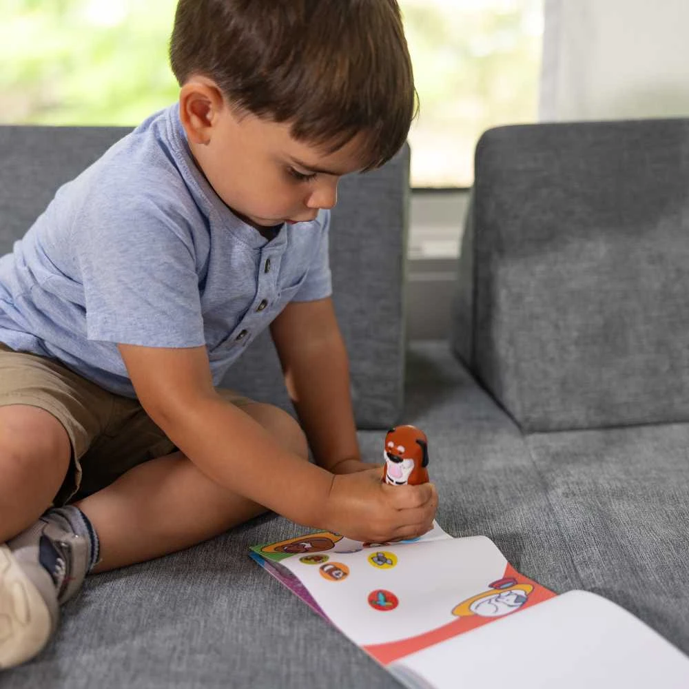 MELISSA & DOUG STICKER WOW! Veiklos knygelė „Šuniukas“