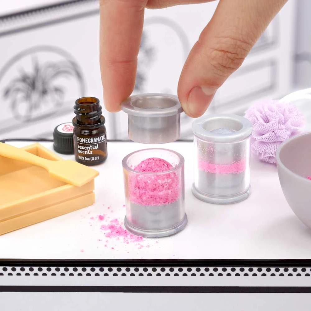 MGA MINIVERSE Žaidimų rinkinys „Make it Mini Spa"