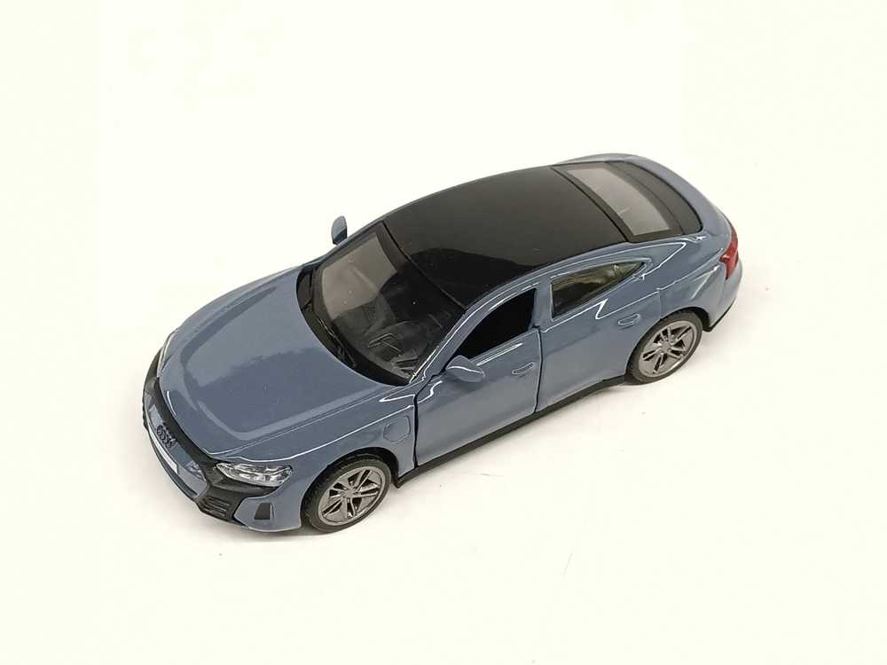 MSZ Automobilio modelis Audi E-tron GT, 1:43