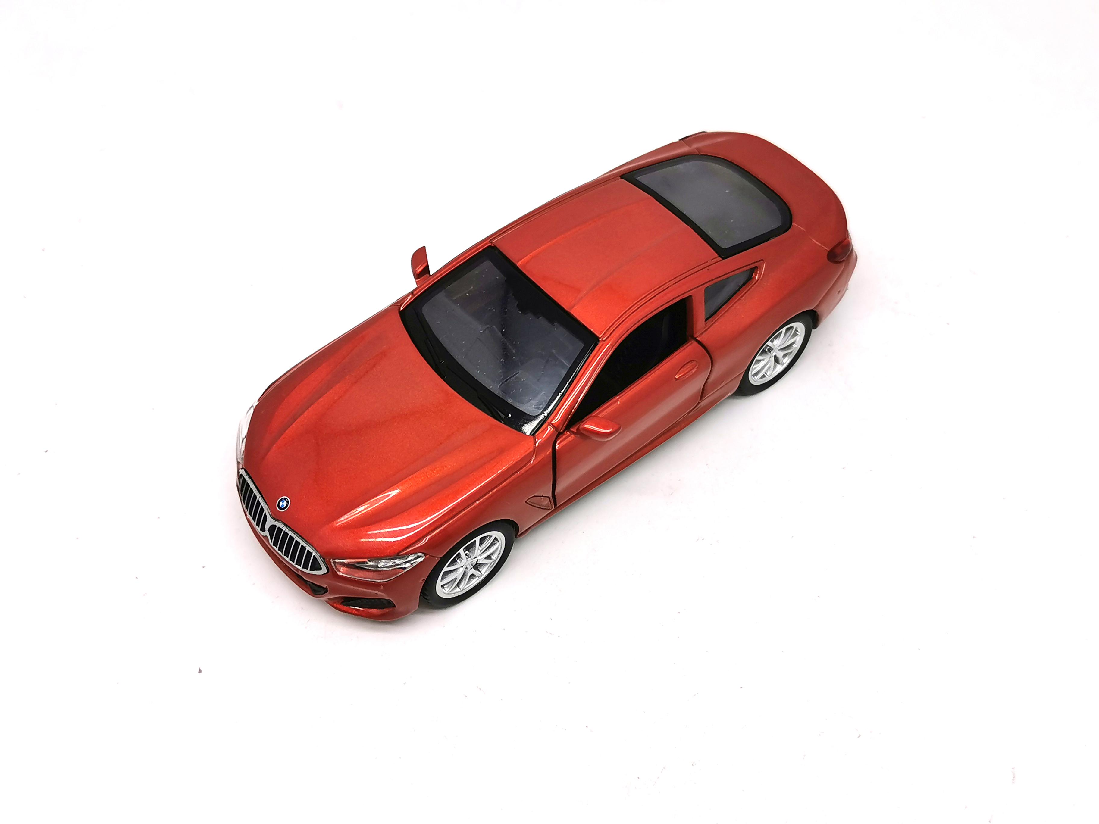 Pulio MSZ Automobilis BMW M850i COUPE, 1:35