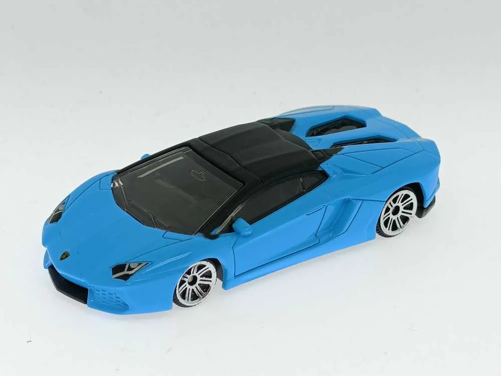 MSZ Automobilis LAMBORGHINI LP700-4, 1:64