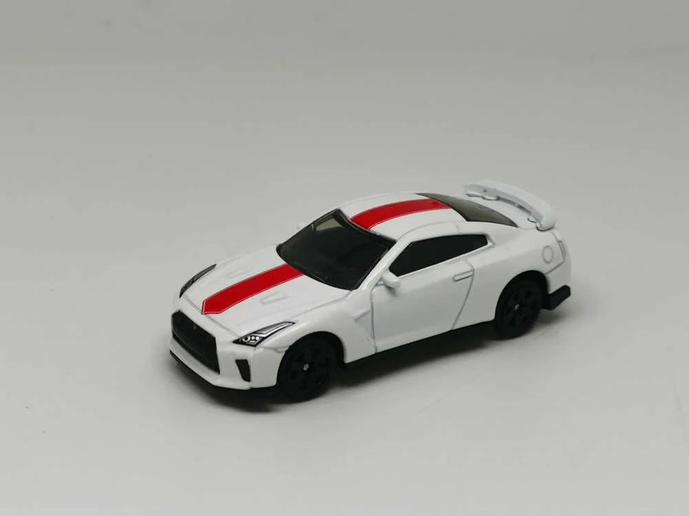 MSZ Automobilis NISSAN GTR, 1:64