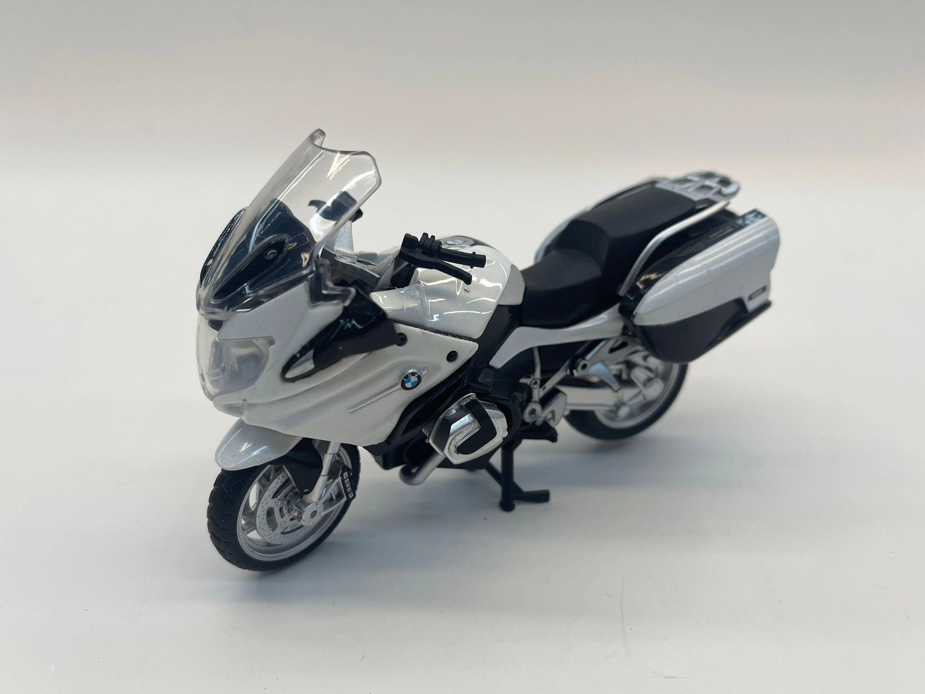 MSZ Motociklas BMW R 1250 RT, 1:18