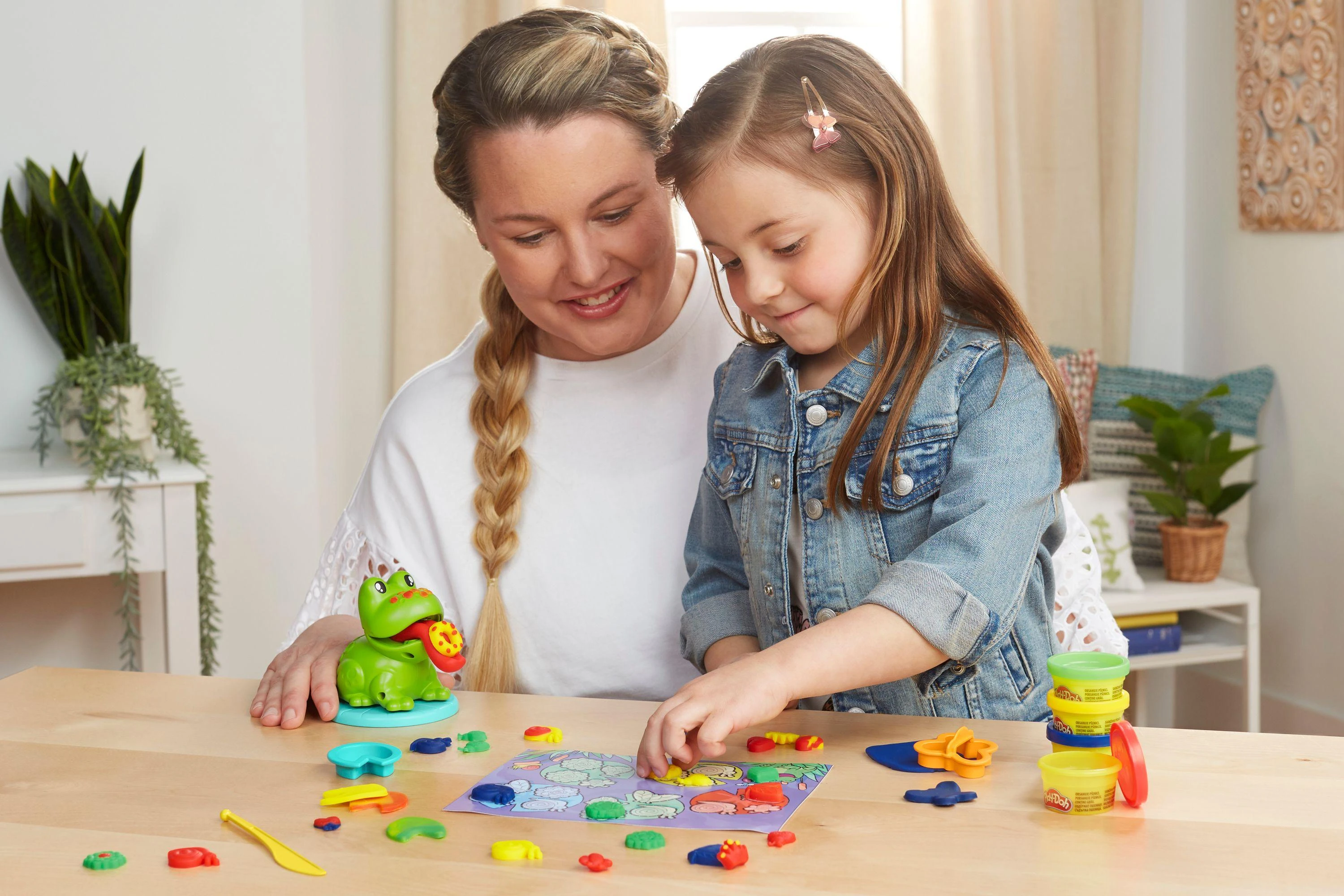 PLAY-DOH Rinkinys „Varlytė ir spalvos“