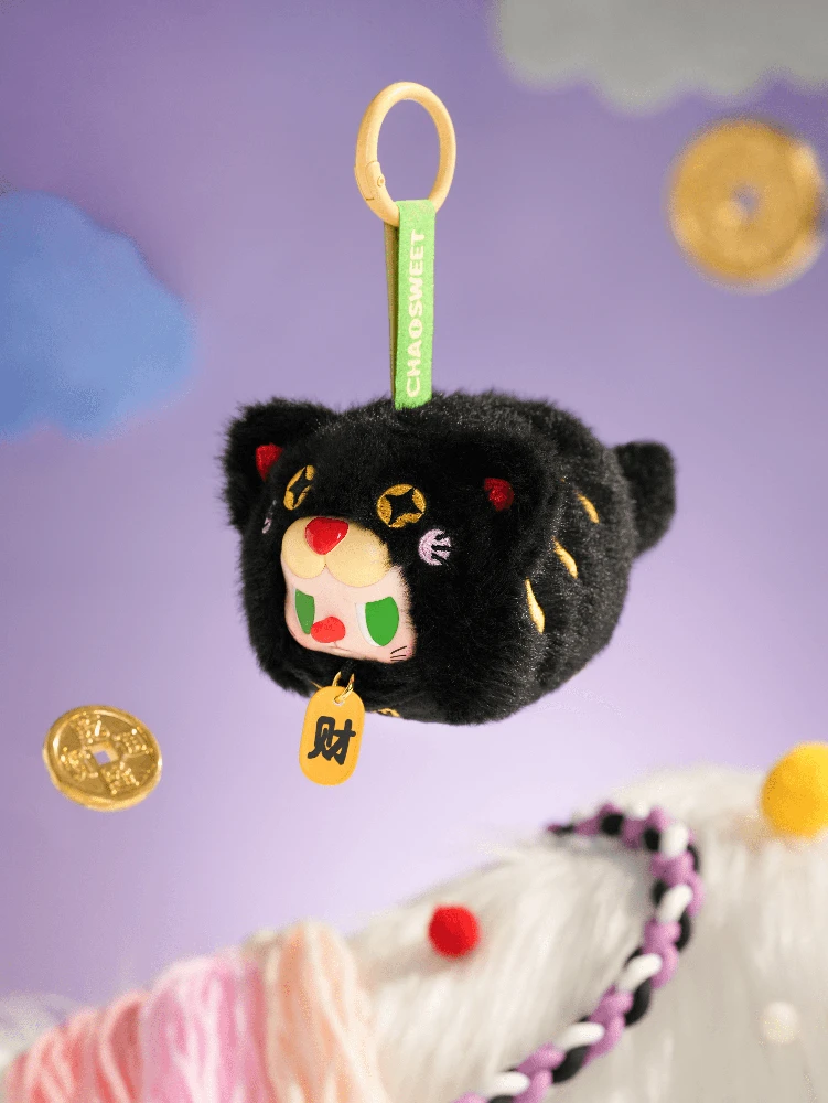 REBEL BEAR Pliušinis pakabutis „Good Luck“, 8 cm