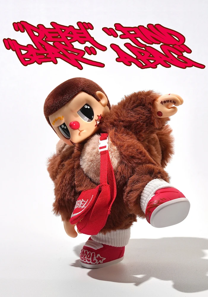 REBEL BEAR Spalvinga lėlė, 18 cm