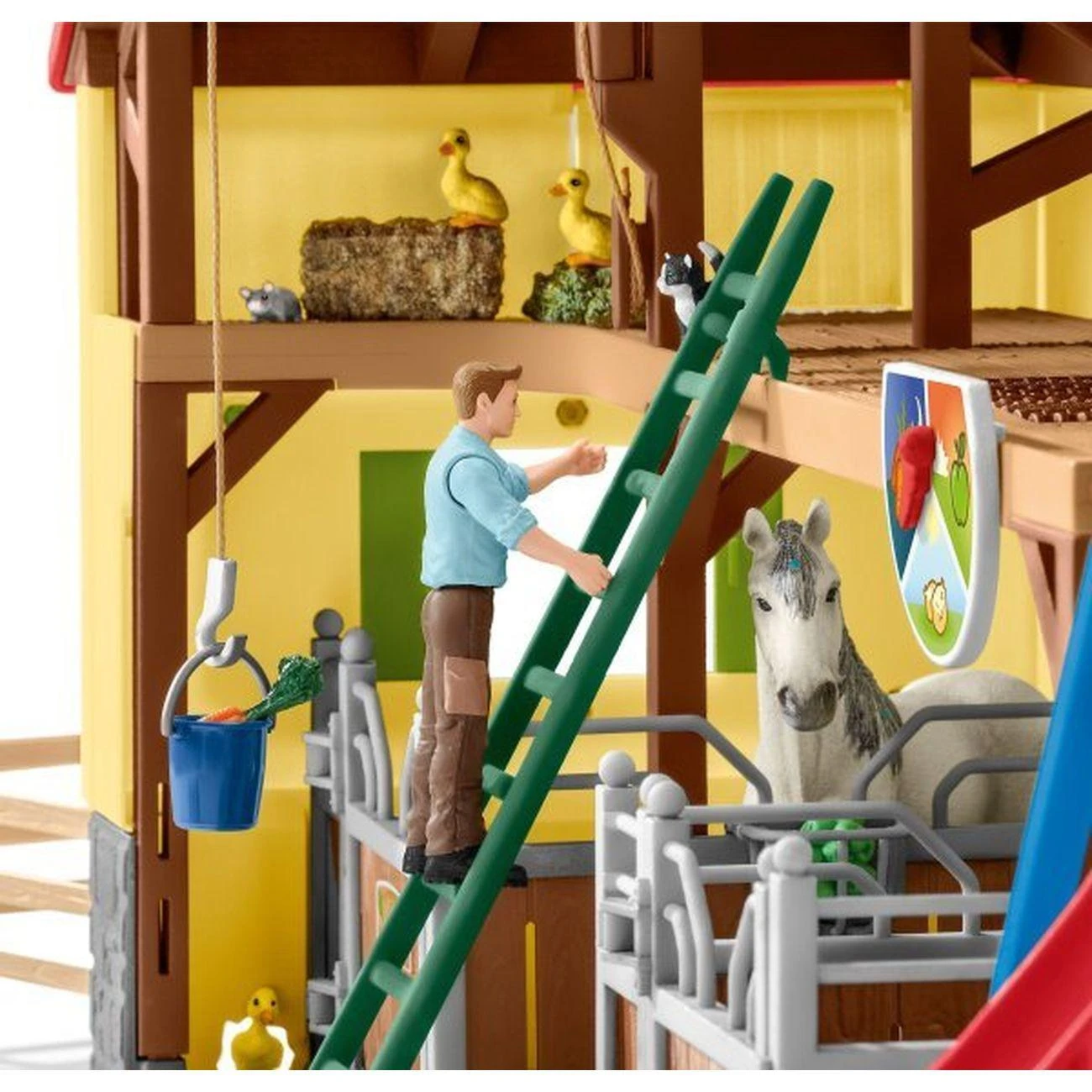 SCHLEICH FARM WORLD Arklidės