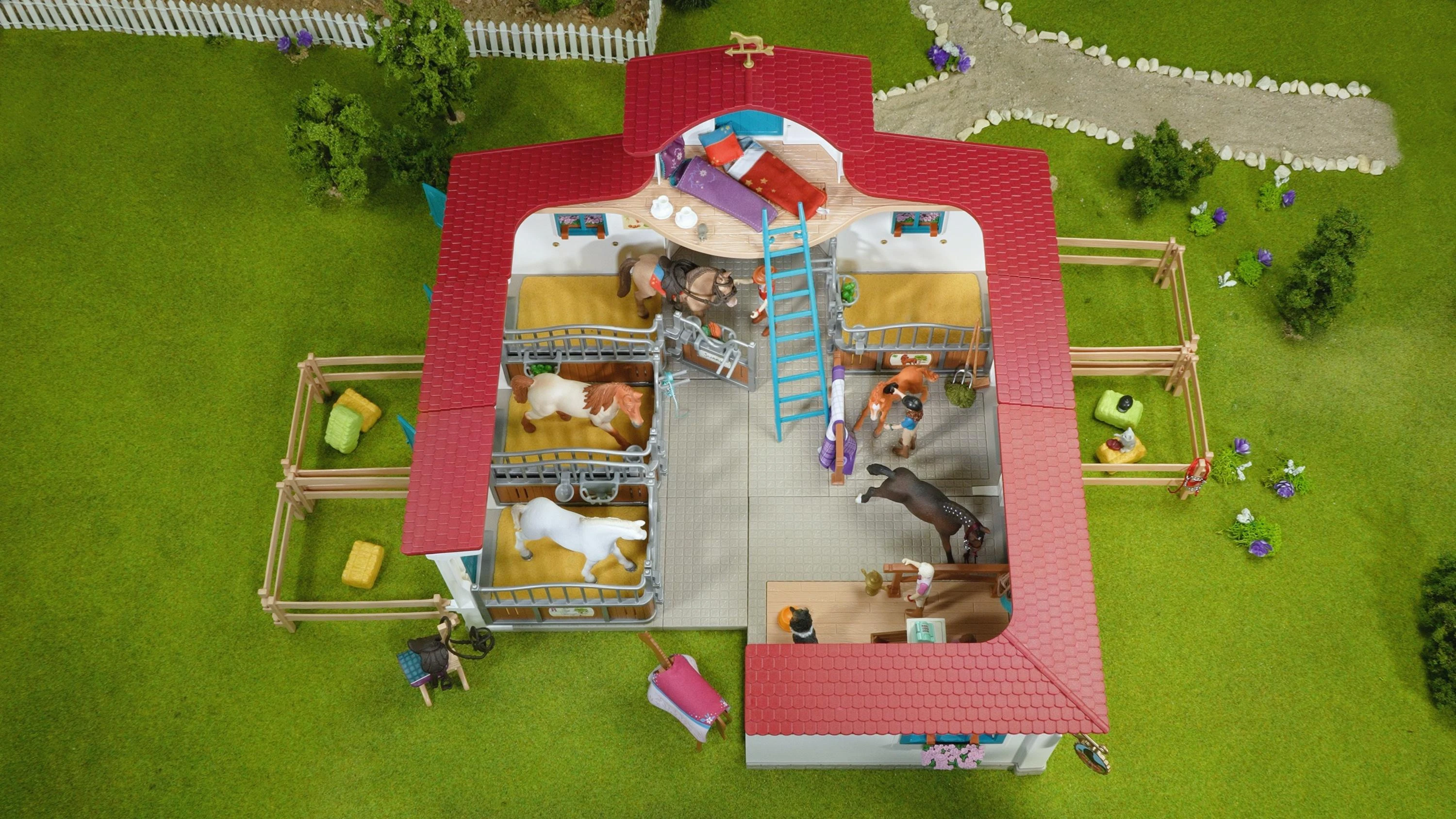 SCHLEICH HORSE CLUB „Lakeside“ jodinėjimo centras