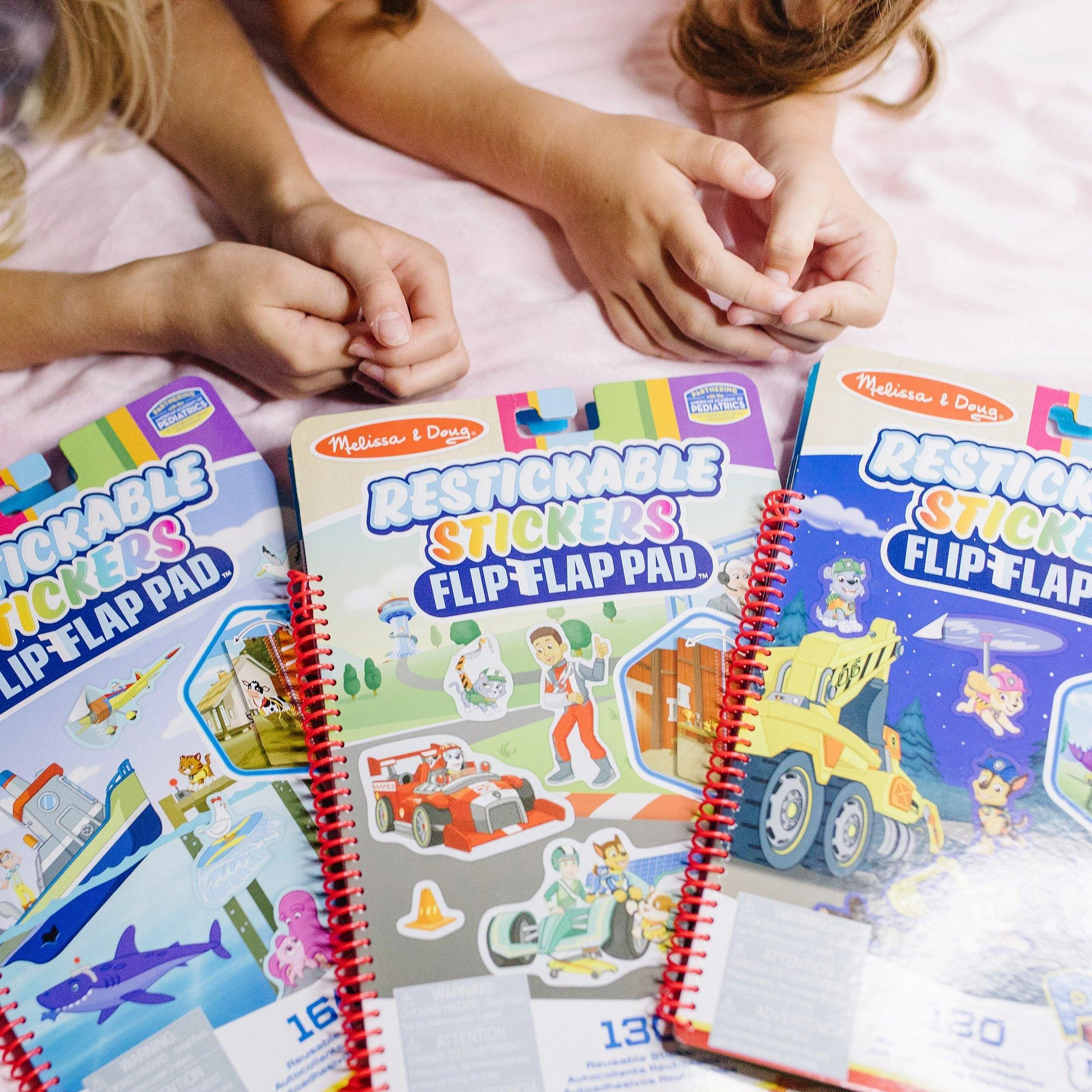 Melissa & Doug PAW PATROL Lipdukų rinkinys „Klasikinės misijos“