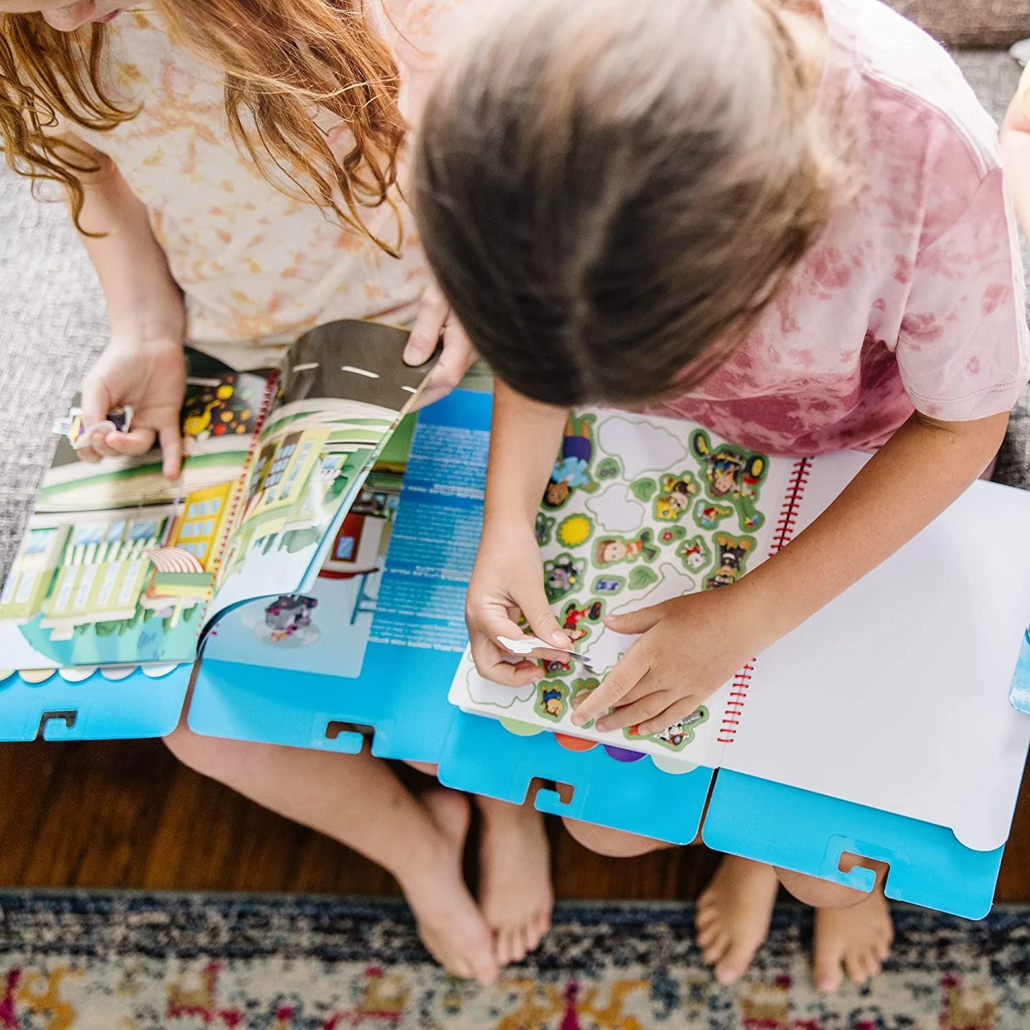 Melissa & Doug PAW PATROL Lipdukų rinkinys „Klasikinės misijos“
