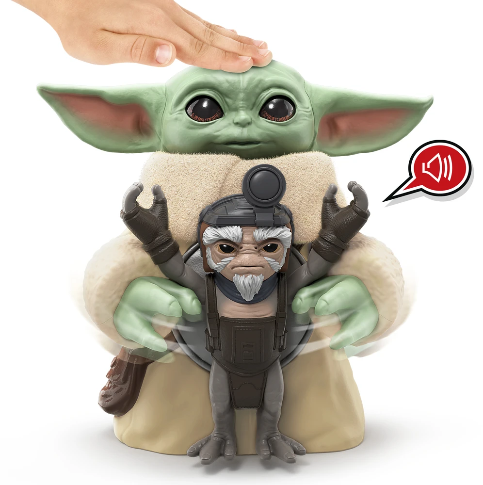 Hasbro Star Wars interactive toy Hugging Grogu
