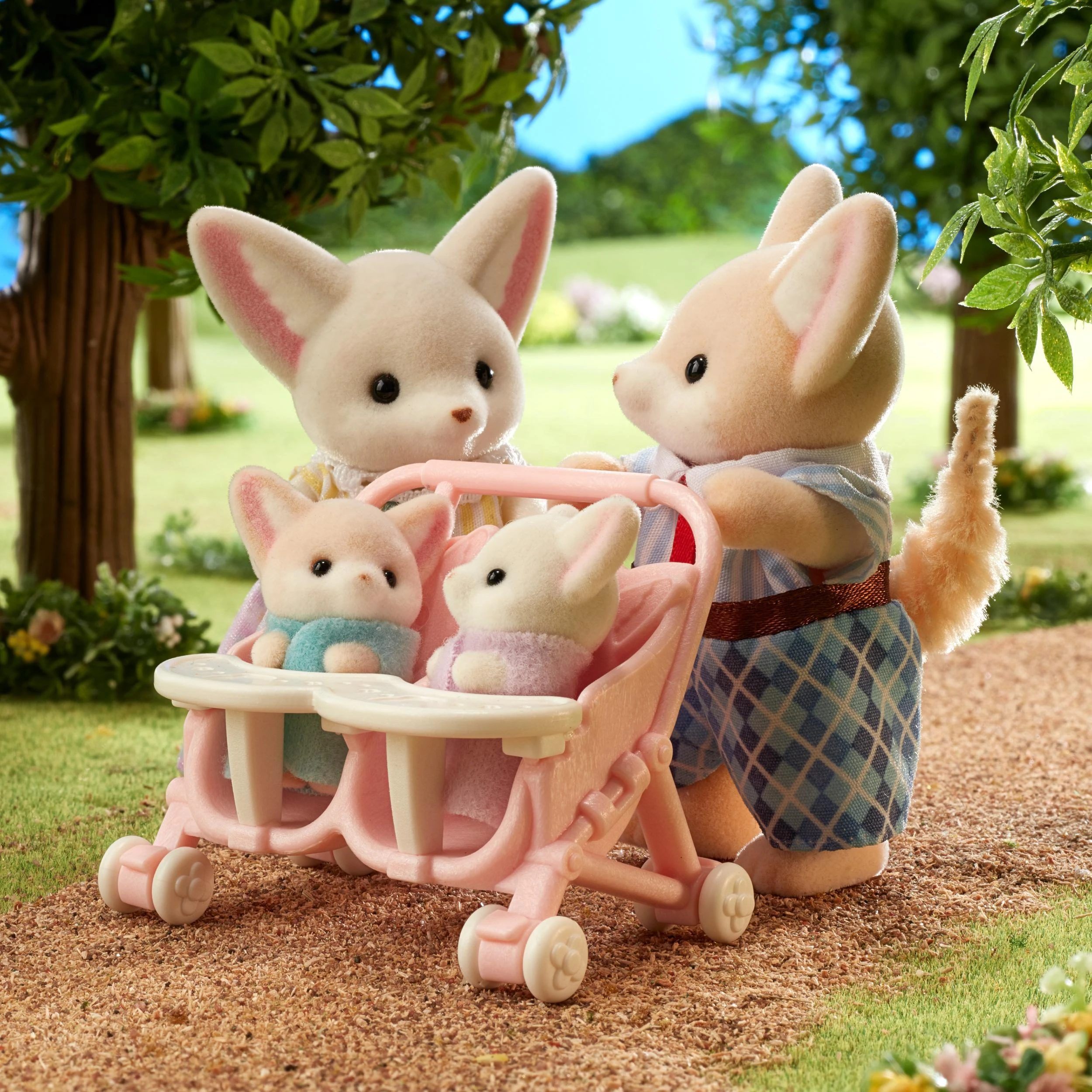 SYLVANIAN FAMILIES Fenekų šeimynėlė