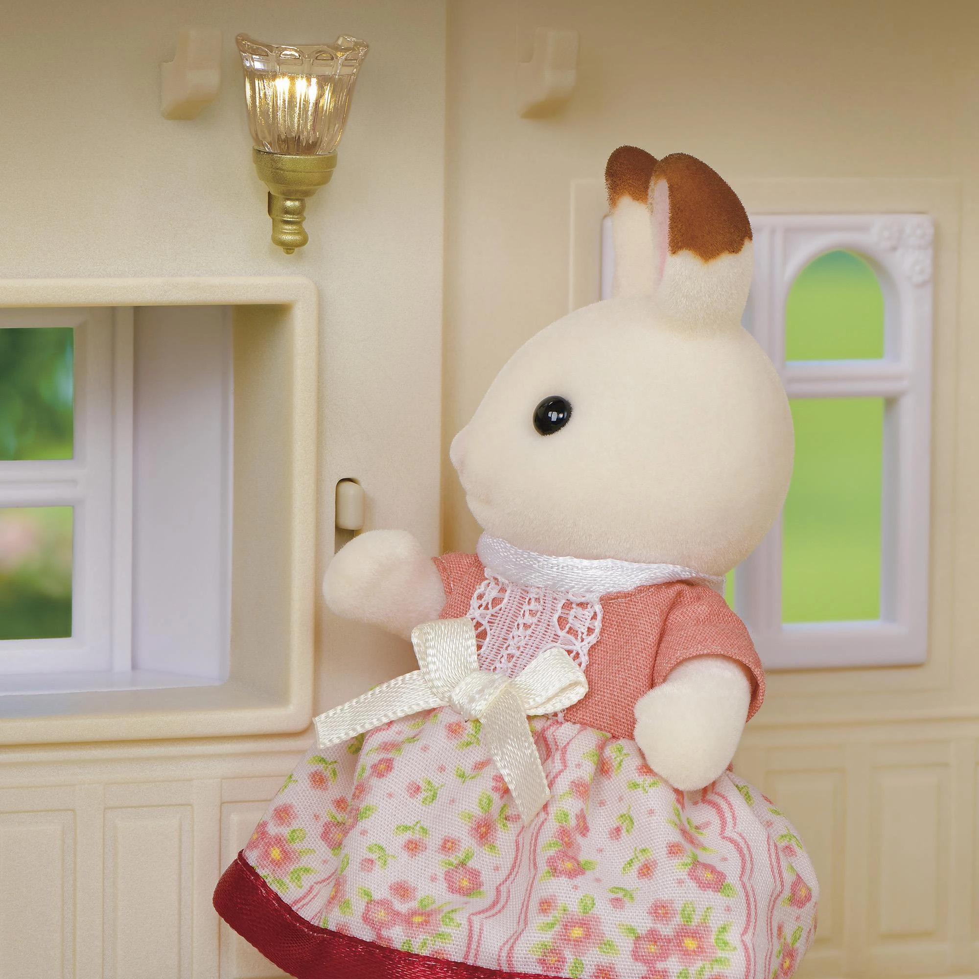 Sylvanian Families Kaimo namas su raudonu stogu
