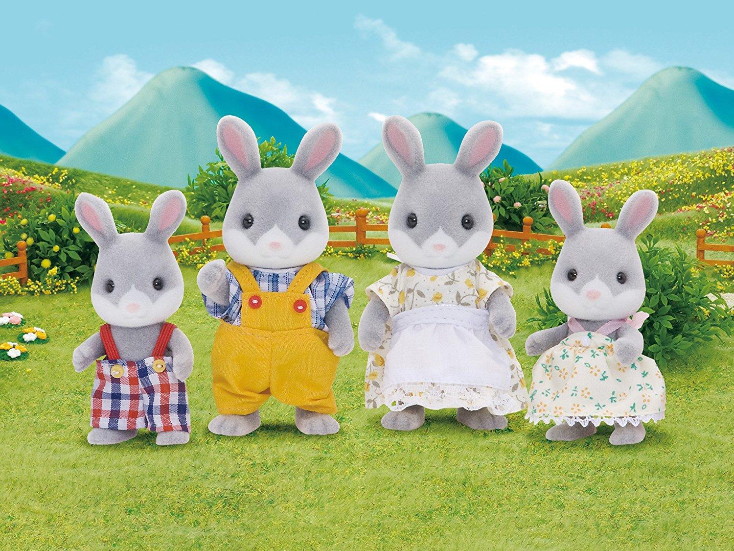 SYLVANIAN FAMILIES Šilkinių triušiukų šeimynėlė aprašymas - Prekės nuotrauka