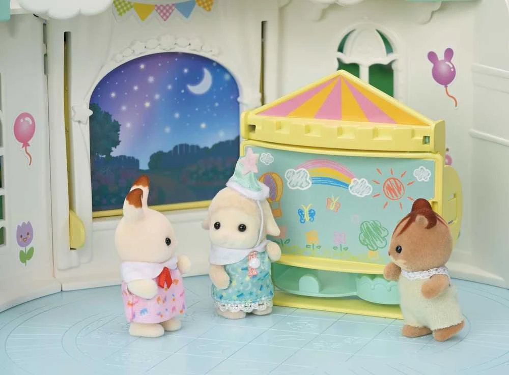 SYLVANIAN FAMILIES Vaikų darželis „Saulėta pilis“