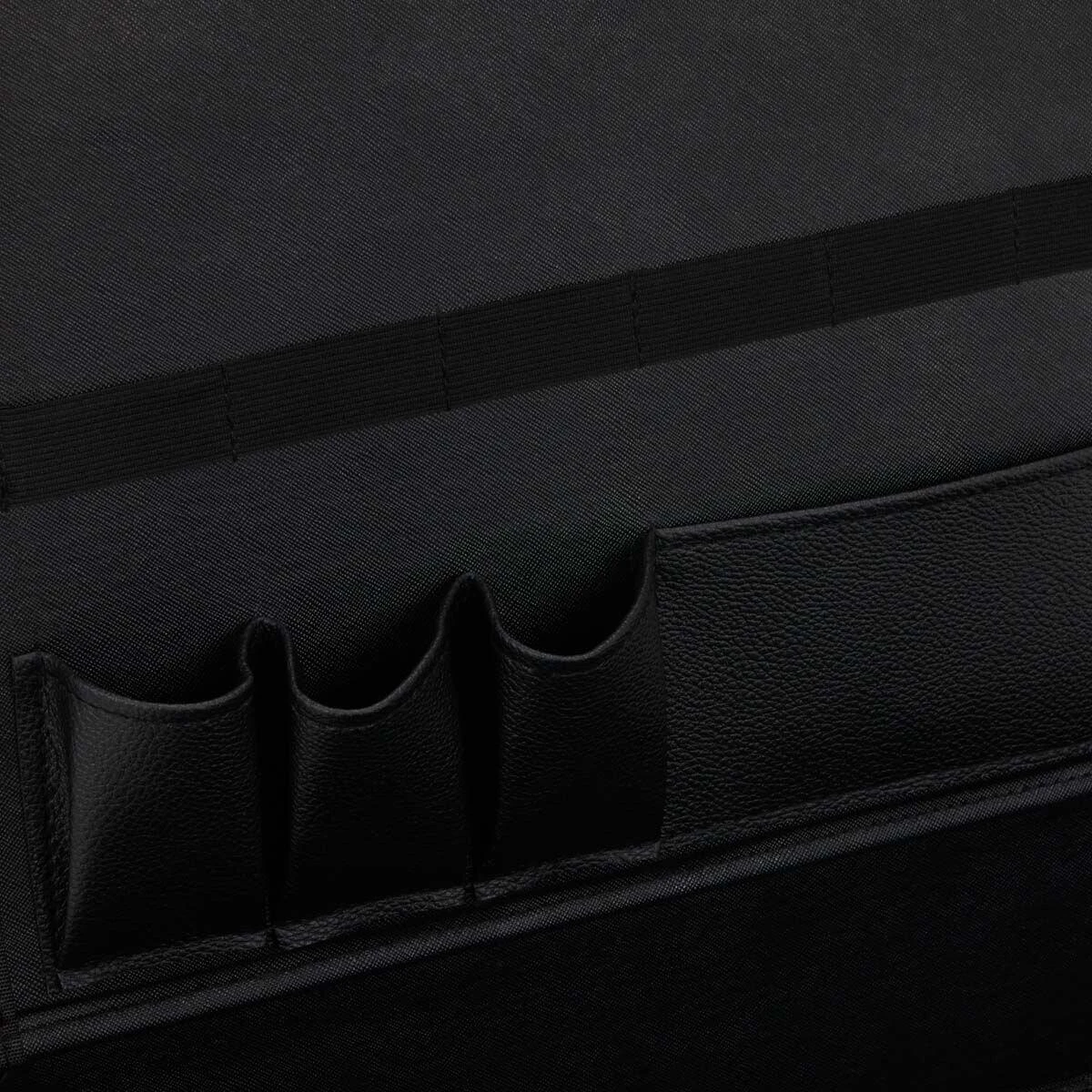 L'Oreal Activeshop Kirpėjo įrankių laikymo lagaminas BARBER CASE Juodas
