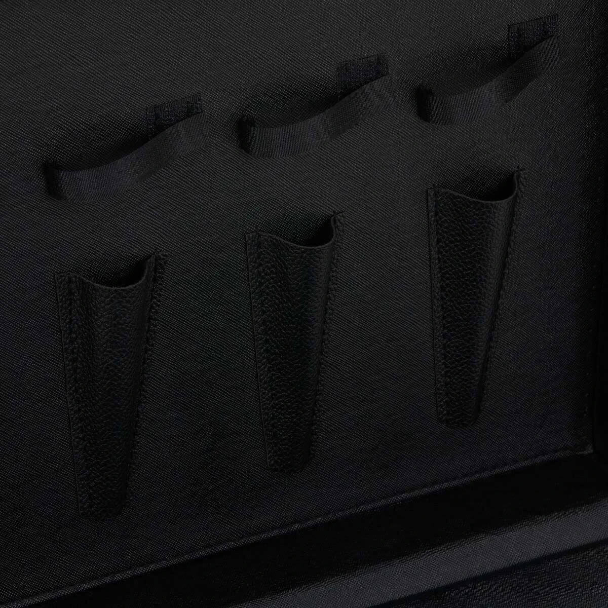 L'Oreal Activeshop Kirpėjo įrankių laikymo lagaminas BARBER CASE Juodas