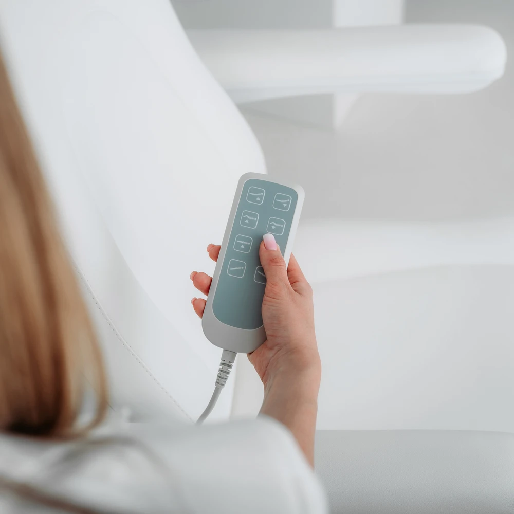 Elektrinis kosmetologinis krėslas Habys Sorina PRO 5 Touch Core baltas