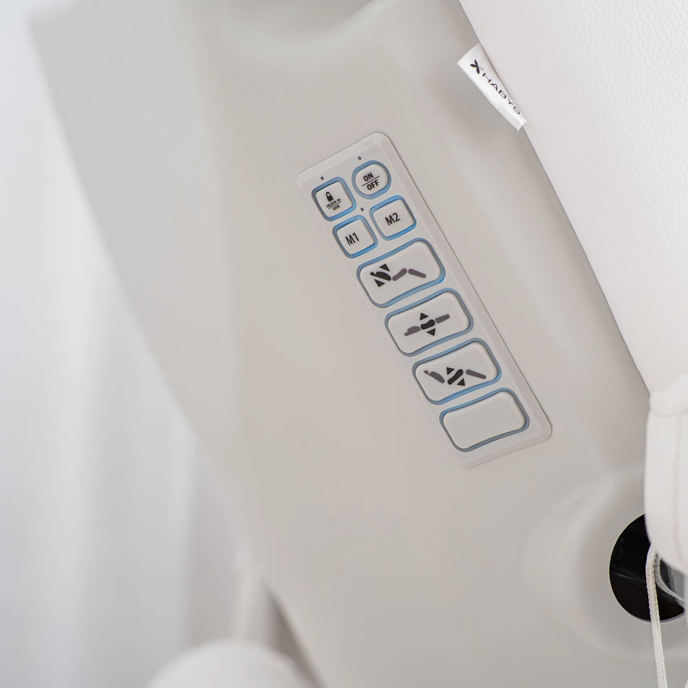 Elektrinis podologijos krėslas su nepriklausomomis kojų atramomis Habys Evia Lift P, baltas