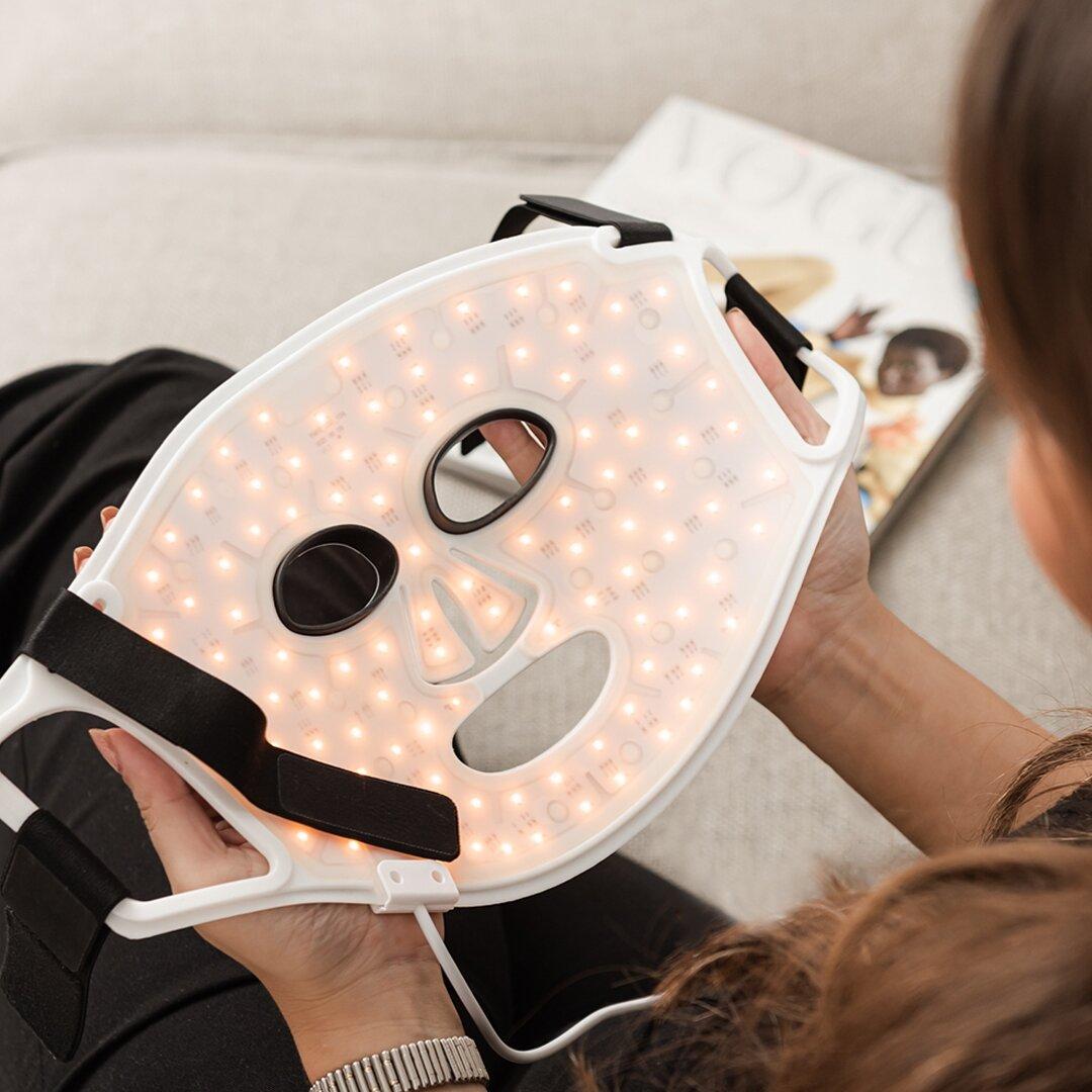 Veido odą atjauninanti LED kaukė Silk'n Face Mask 100