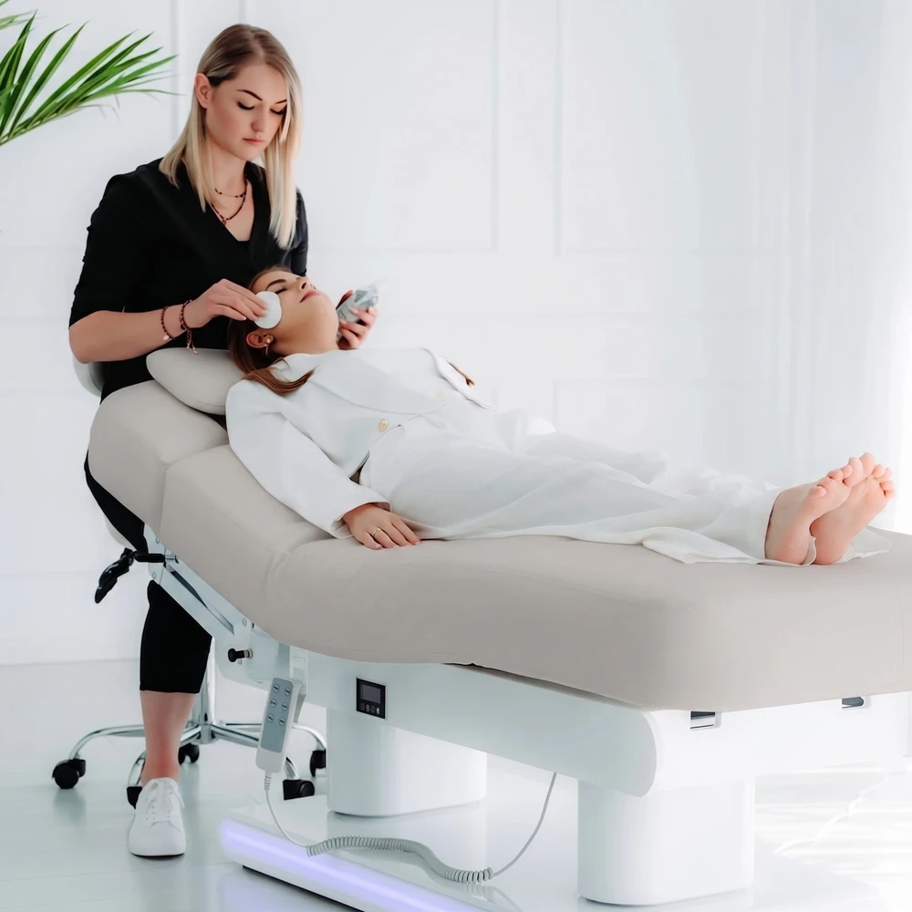 Habys Prabangus elektrinis kosmetologinis gultas Eterna Gentle Flex su šildymu, pilkas