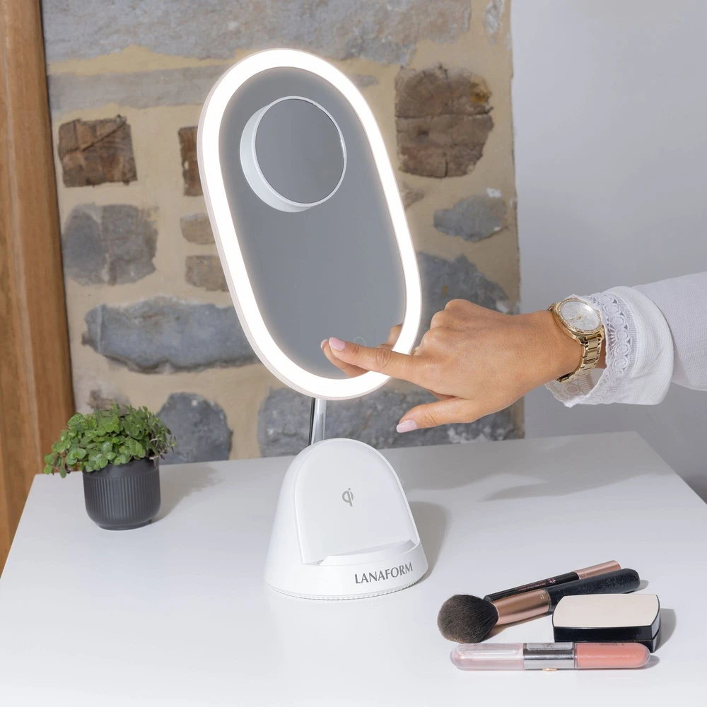 Makiažo veidrodis Lanaform LumiCharge su LED apšvietimu ir belaidžiu įkrovikliu baltas