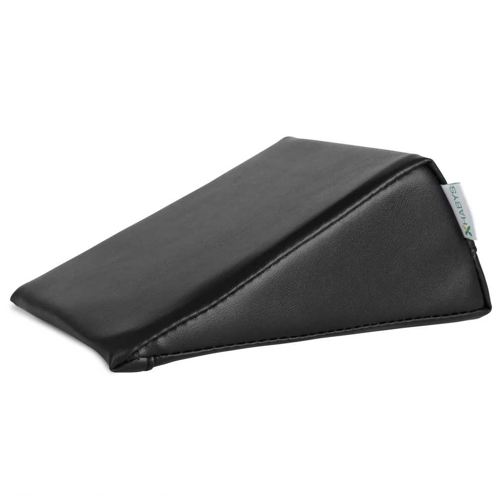 Pleišto formos masažo pagalvėlė Habys Vinyl Flex 20×15×10 cm, juoda