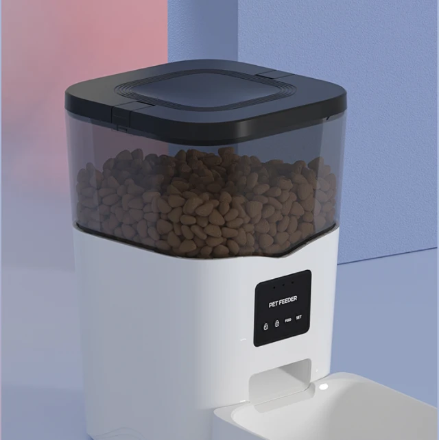 Išmanus maisto dozatorius Sponge Pet Feeder Smart, baltas/juodas