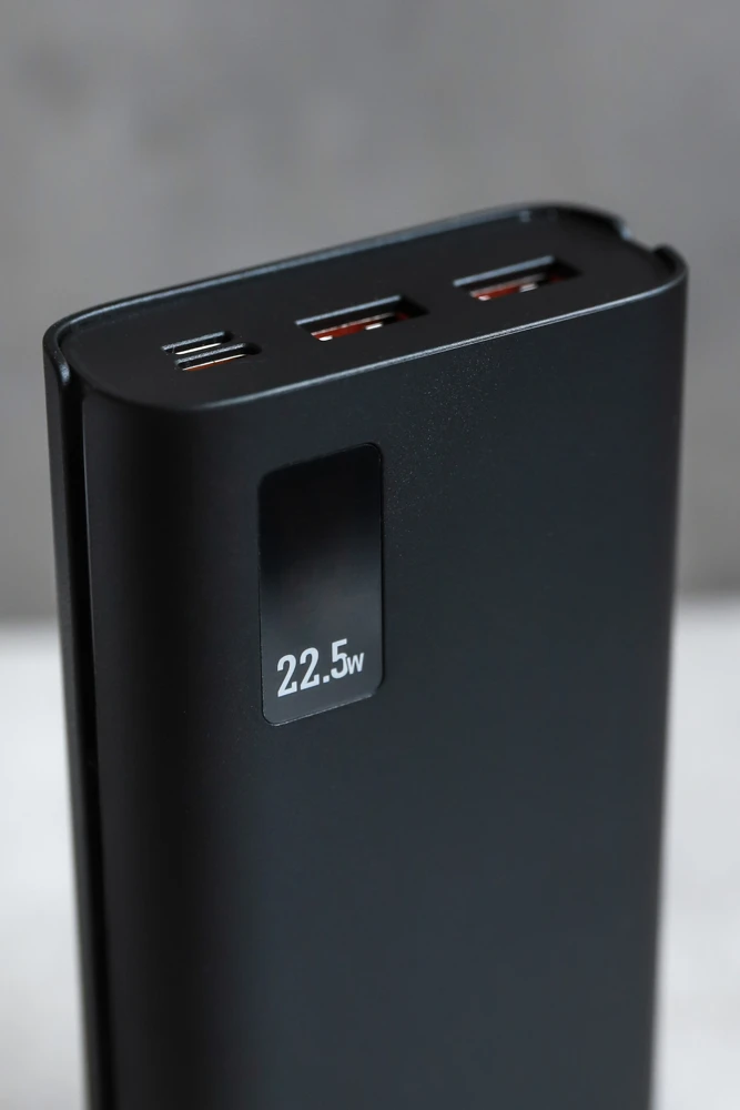 "Sponge Energy 20000 QC" 22,5 W, du USB A ir vienas USB C prievadai