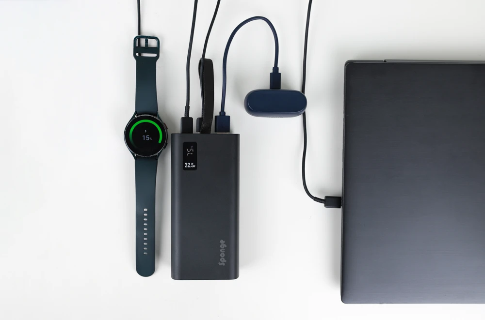 Sponge Energy 30000 QC 22,5W, du USB A, vienas USB C prievadas