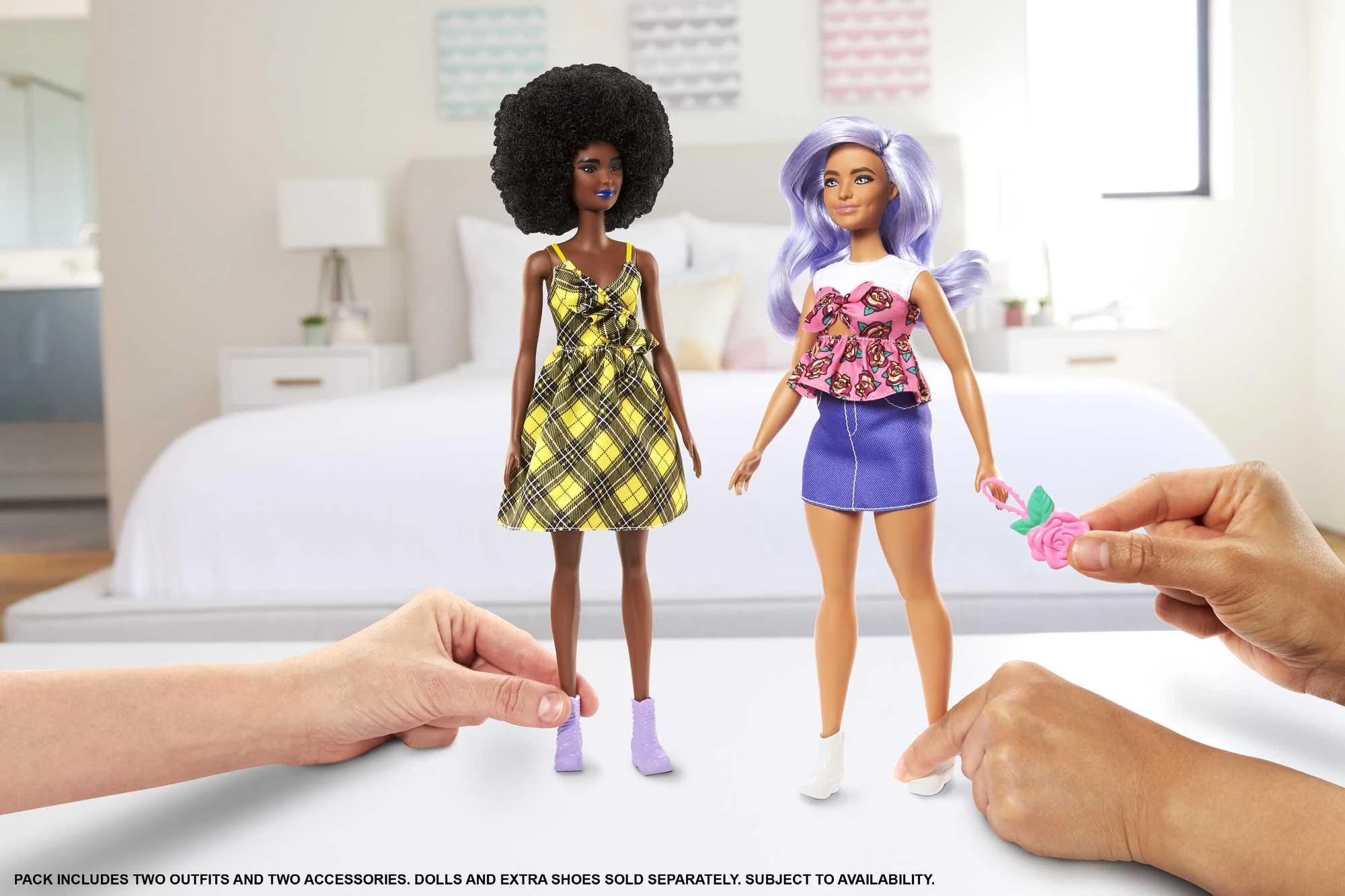Mattel Barbės 2 rūbų komplektų rinkinys 2021
