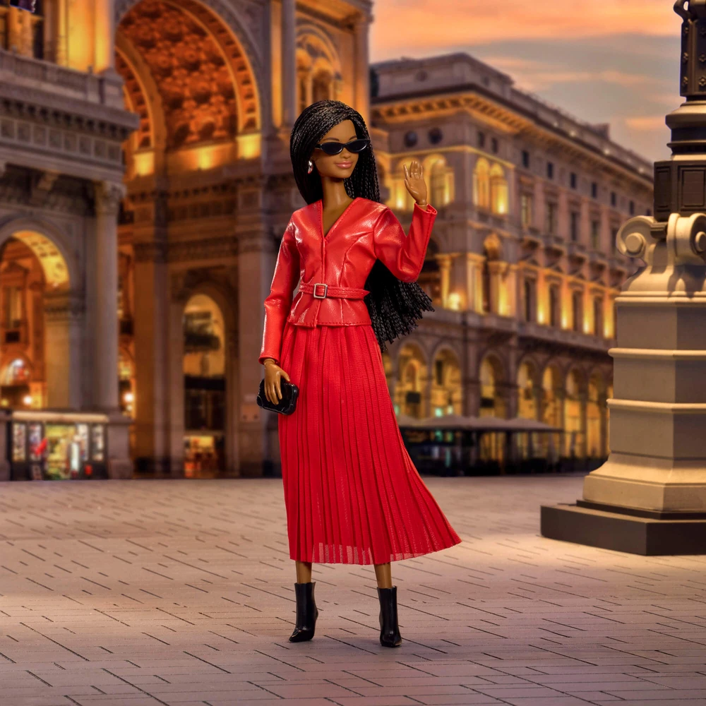 Mattel BARBIE FASHION WEEK MILAN kolekcinė lėlė (JJX31)