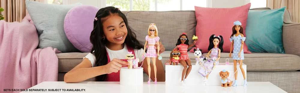 Mattel BARBIE TWINNING LOOKS tamsiaplaukės lėlės ir šunelio rinkinys (JFP38)