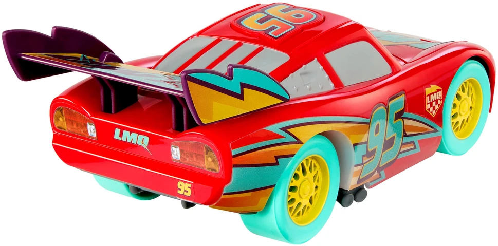 Mattel CARS šviečiantis interaktyvus Žaibas Makvynas (JMT55)