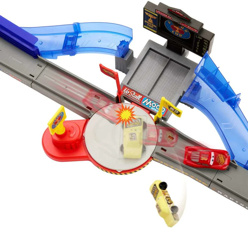 Mattel CARS triukų trasa – Piston Cup (JHL42)