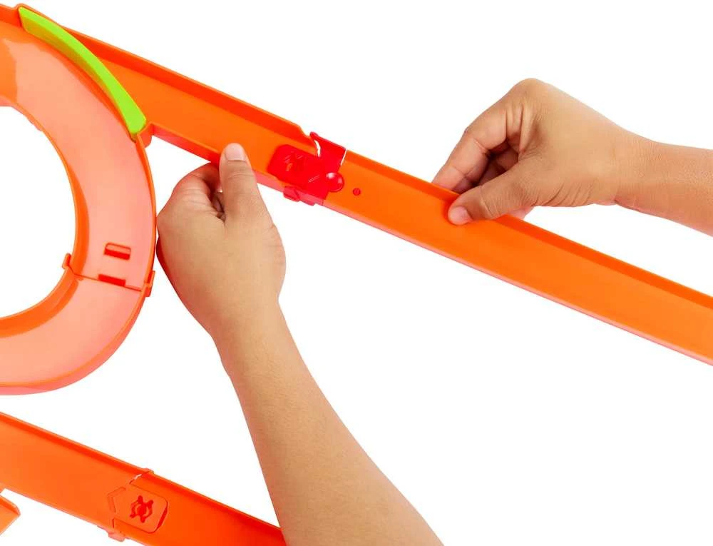 Mattel HOT WHEELS kaskadinė trąsa – Avarija ore (JFD12)