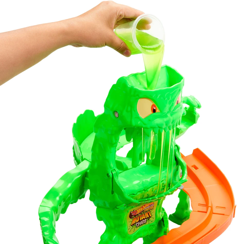 Mattel HOT WHEELS MONSTER TRUCKS MUTANT CHAOS trasa su slaimu – Monstro sunaikinimas (JMK90)