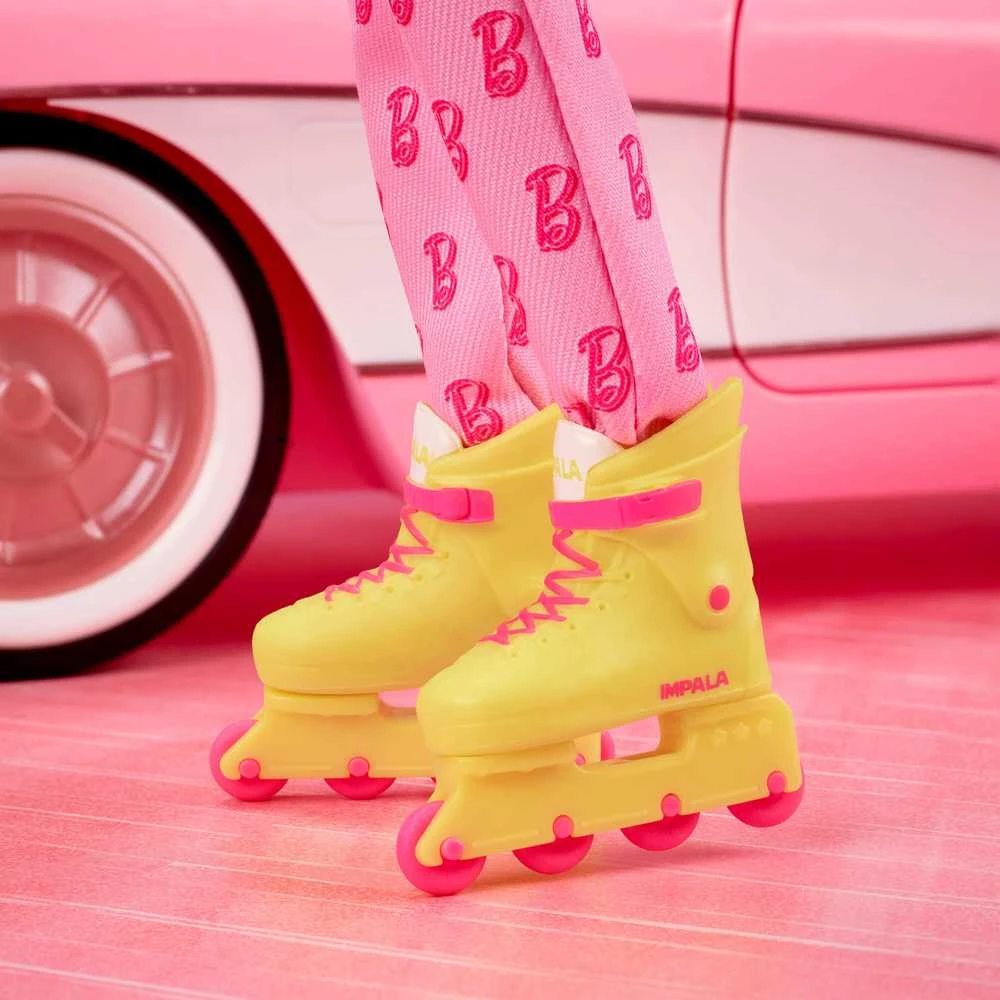 Mattel Kolekcinis BARBIE filmo Kenas rožiniu kostiumu (JCP80)