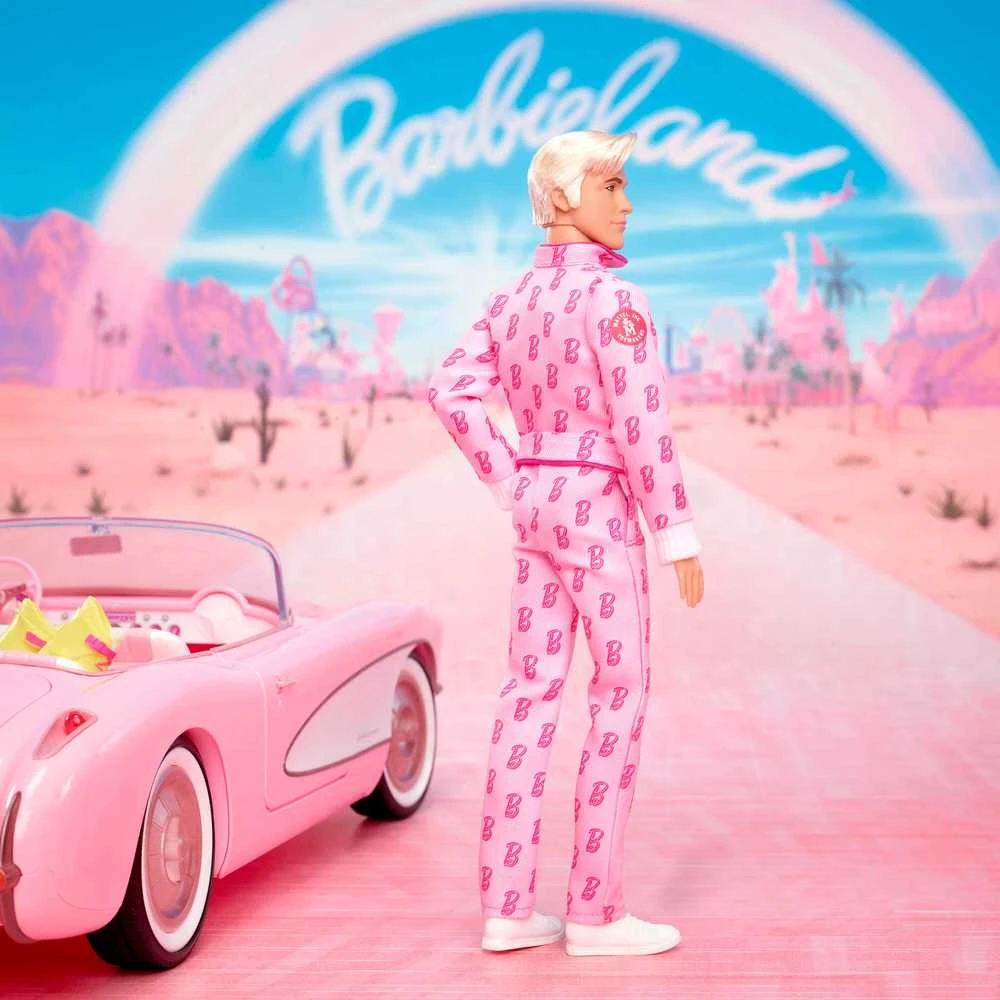 Mattel Kolekcinis BARBIE filmo Kenas rožiniu kostiumu (JCP80)