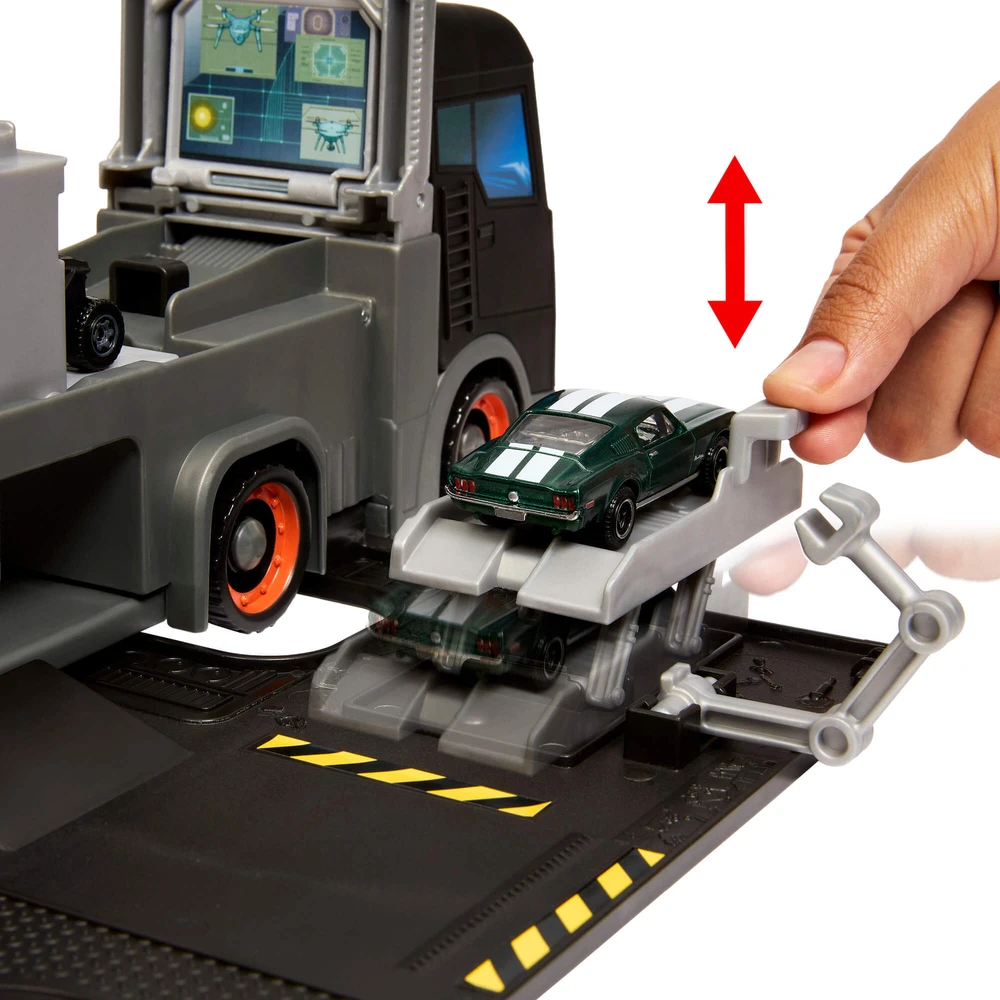 Mattel MATCHBOX MOVIE transformuojamas kalnų transporteris su trasa – Mountain Convoy (JJB32)
