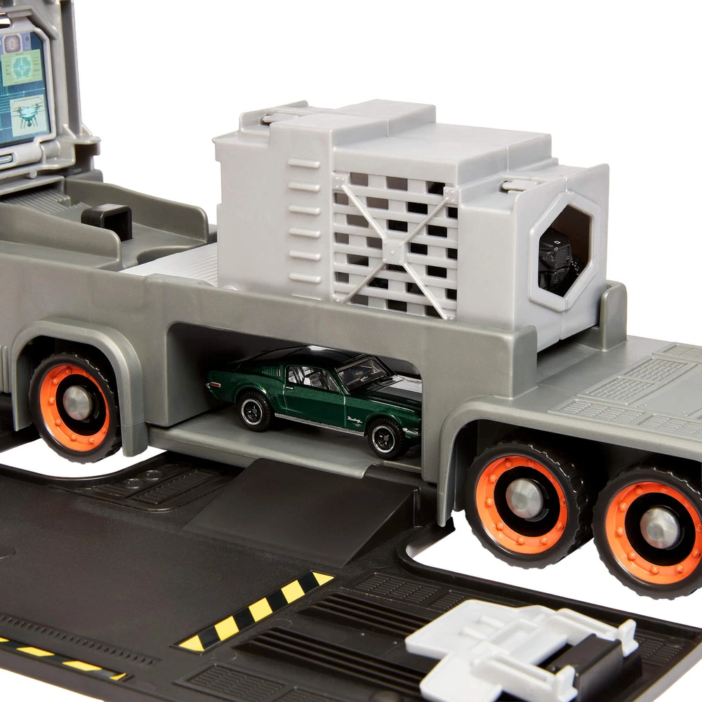 Mattel MATCHBOX MOVIE transformuojamas kalnų transporteris su trasa – Mountain Convoy (JJB32)