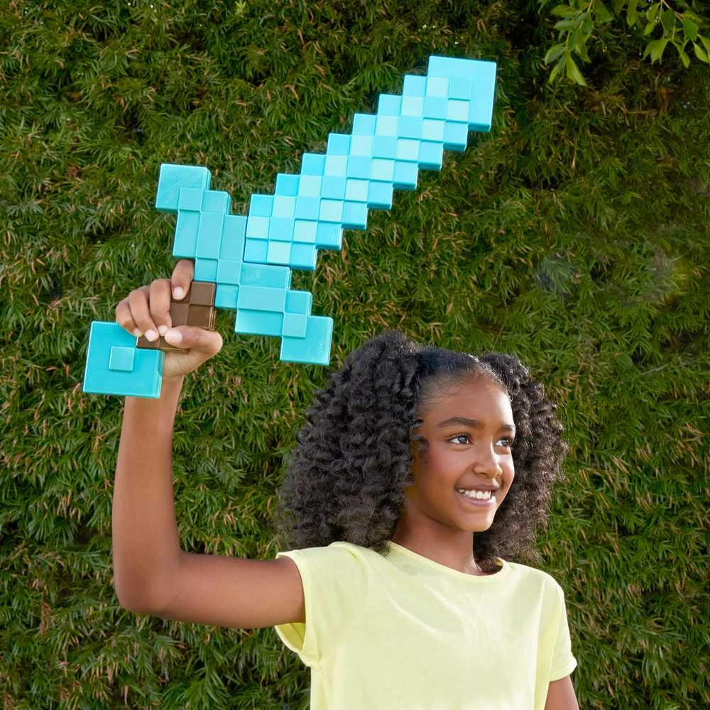 Mattel MINECRAFT deimantų kardas (JLJ39)