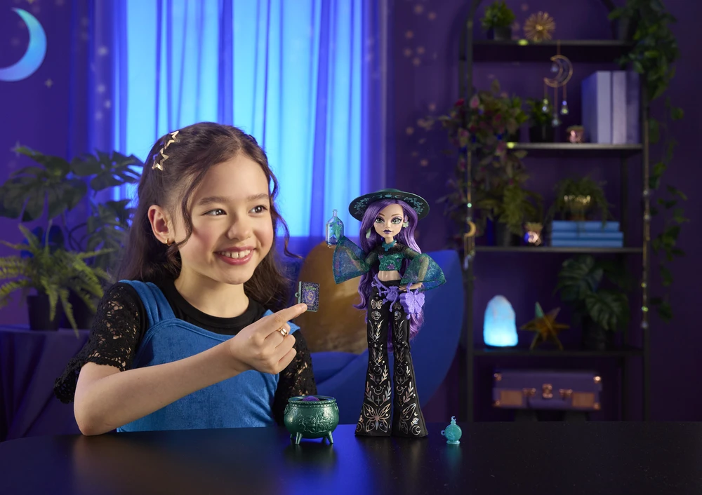 Mattel MONSTER HIGH MOONSPELL MAGIC lėlė Willow - gamtos kerėtoja (JMB92)